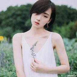 短发平胸av,揭秘女性魅力新定义