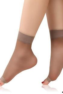 无为透明丝袜露毛