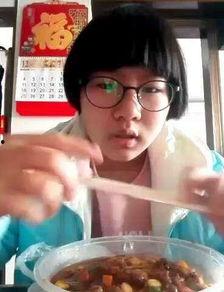 娱乐吃瓜酱卖糖水视频